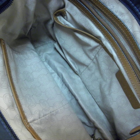 Michael Kors Kempton Navy Blue/Brown Shoulder Bag - Picture 5 of 6